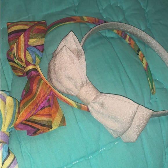 Bundle of 7 hardly worn bow headbands - Picture 2 of 8